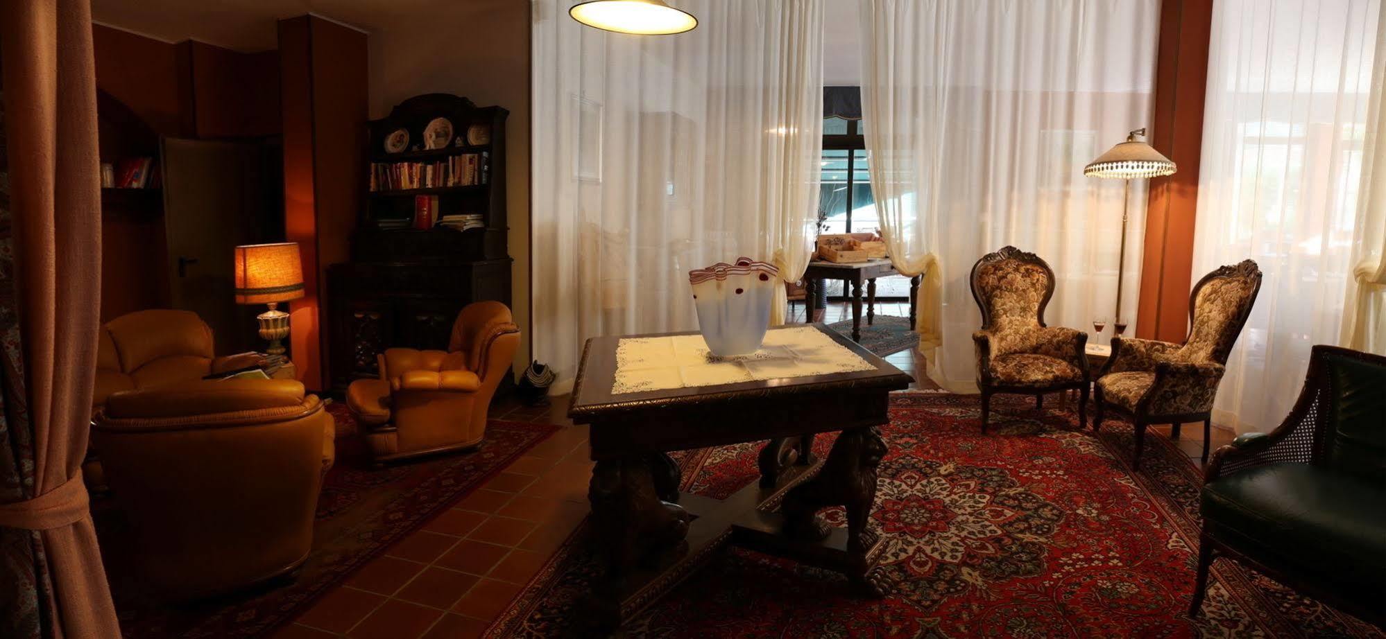 Villa San Carlo Cortemilia Zewnętrze zdjęcie